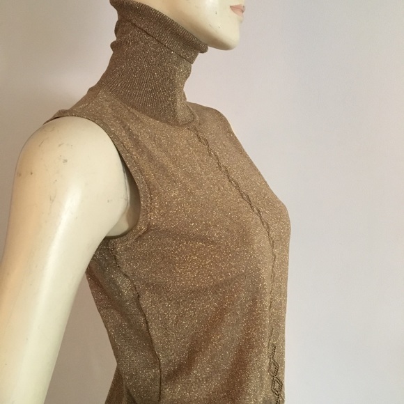 Sleeveless Metallic Gold knit turtleneck top. Petite - Picture 2 of 6